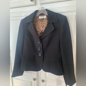 Tahari NEW Black 3-Button Cheetah Satin Lined Blazer Crop Jacket 10P $280MSRP